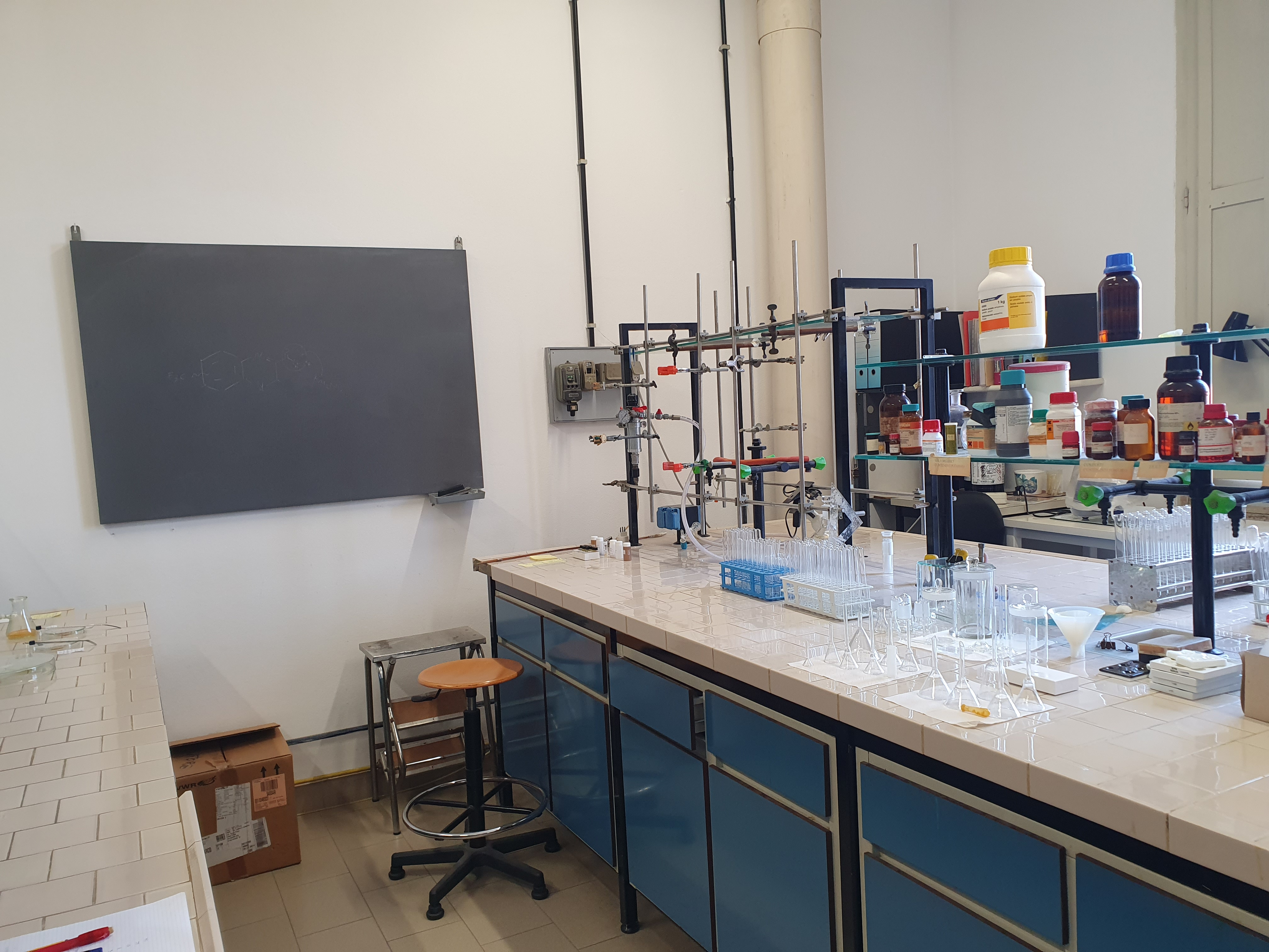 chimica farmaceutica